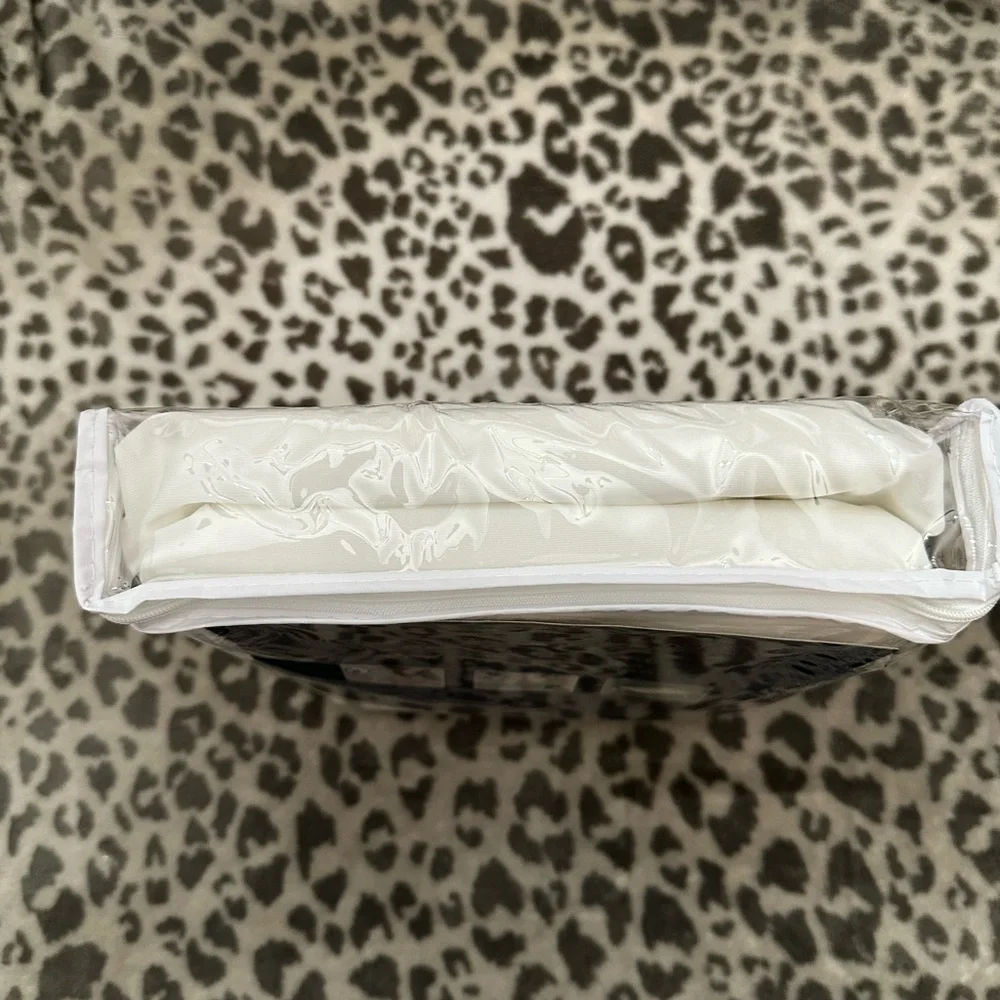 Bedsure Waterproof Mattress Protector Encasement Size Twin XL College Dorm